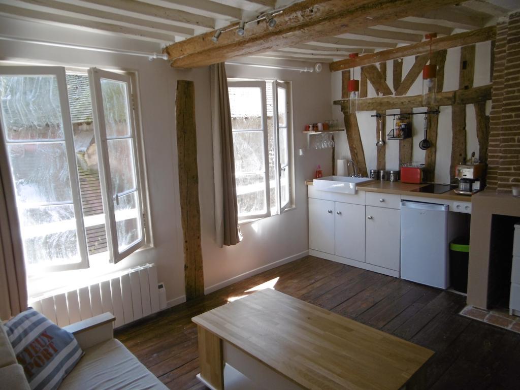 Le Clocher Sainte Catherine Apartman Honfleur Szoba fotó