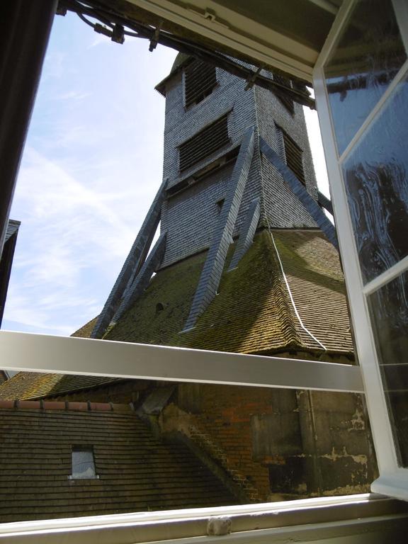 Le Clocher Sainte Catherine Apartman Honfleur Szoba fotó